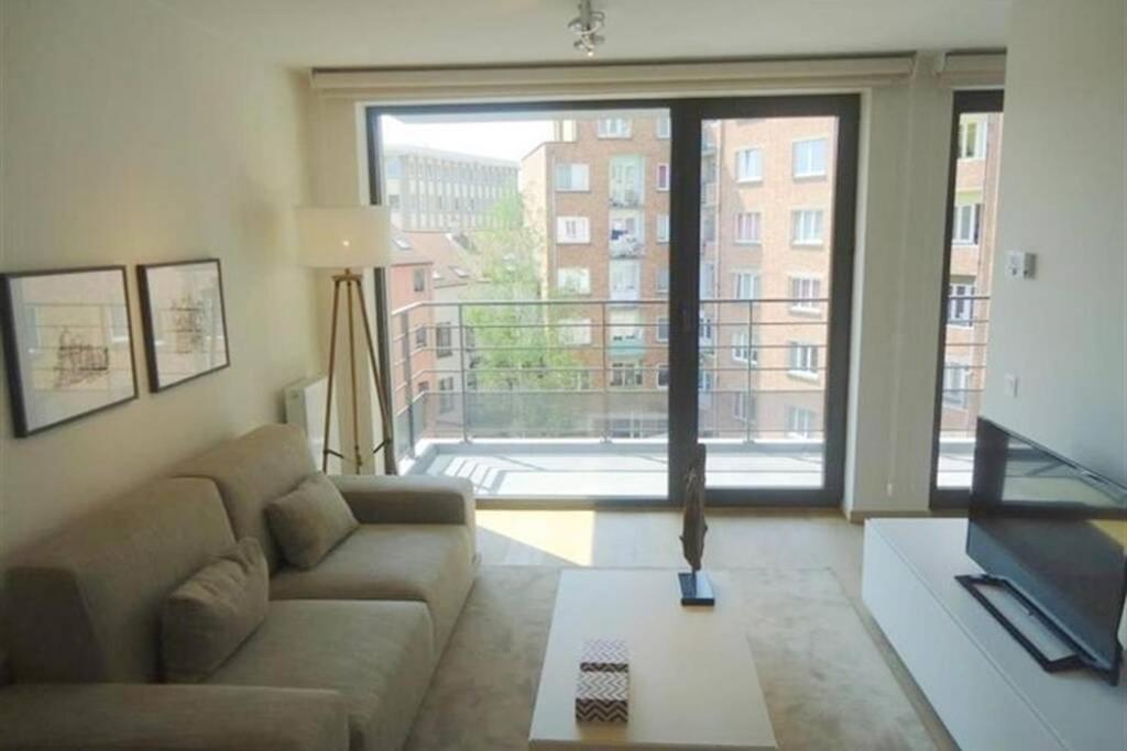 Luxury Suite Apartment Flagey/Louizalaan บรัสเซลส์ ภายนอก รูปภาพ